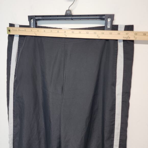 Vintage Lady Foot Locker Track Pants Size M Black Ankle Pull On Nylon Gorp Y2K - Picture 7 of 10